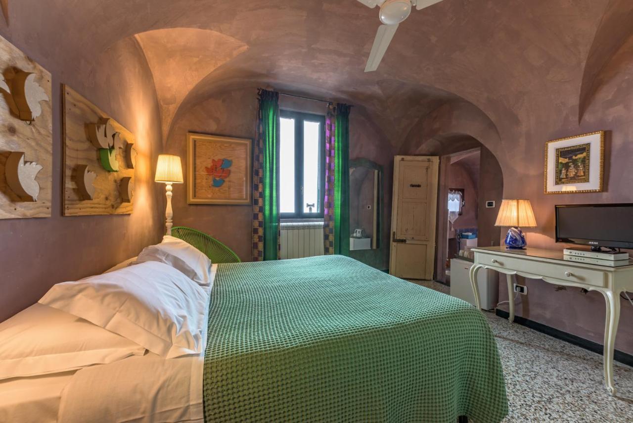 San Martino Rooms & Breakfast Borgio Verezzi Bagian luar foto