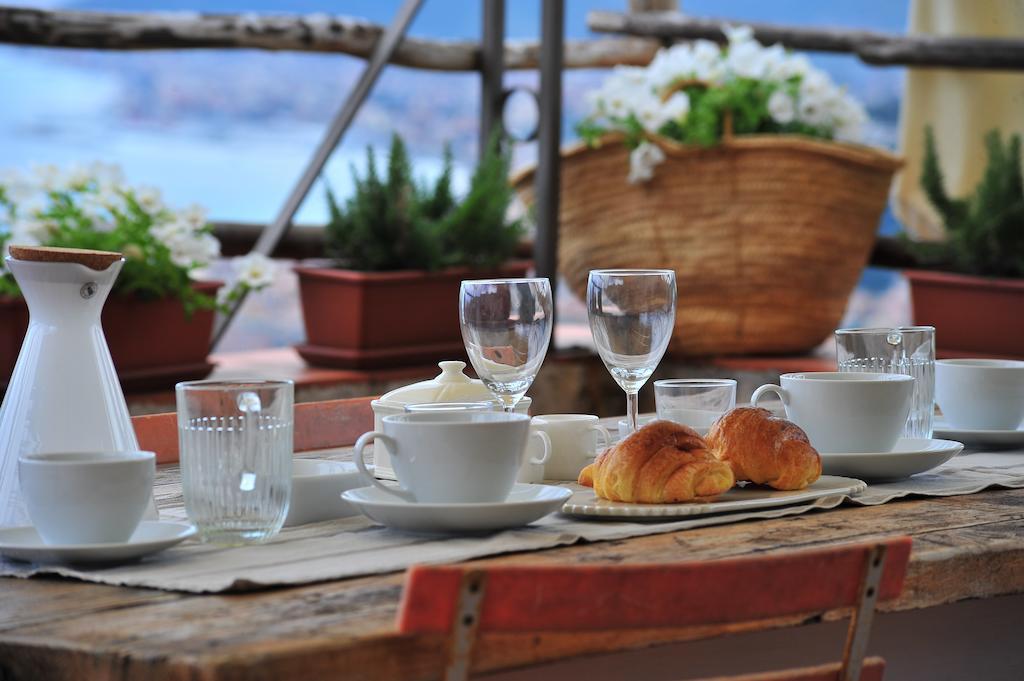 San Martino Rooms & Breakfast Borgio Verezzi Bagian luar foto