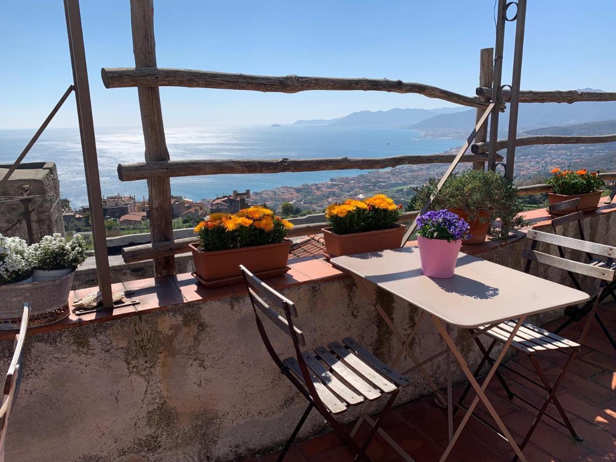 San Martino Rooms & Breakfast Borgio Verezzi Bagian luar foto