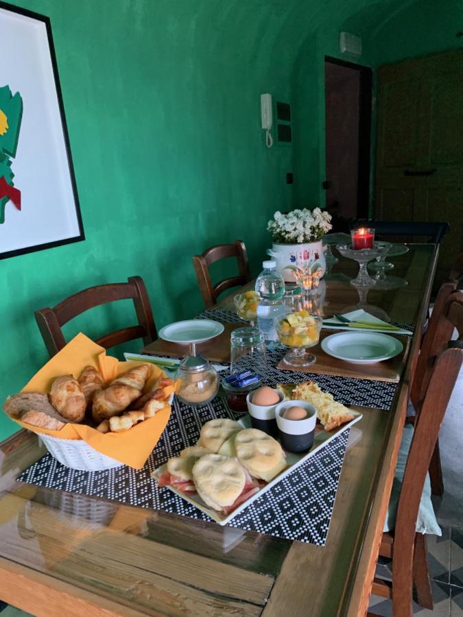 San Martino Rooms & Breakfast Borgio Verezzi Bagian luar foto